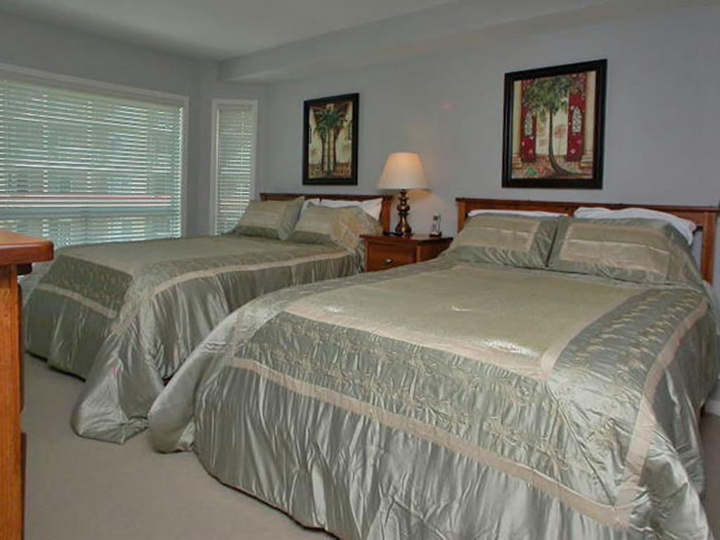 Sunset Waterfront Resort By Kelownacondorentals 部屋 写真