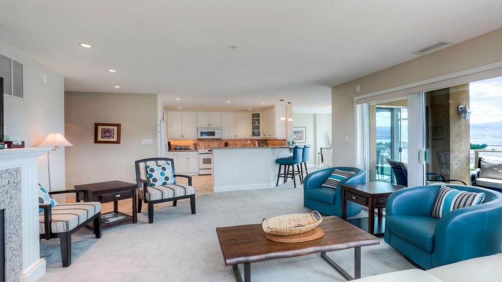 Sunset Waterfront Resort By Kelownacondorentals エクステリア 写真