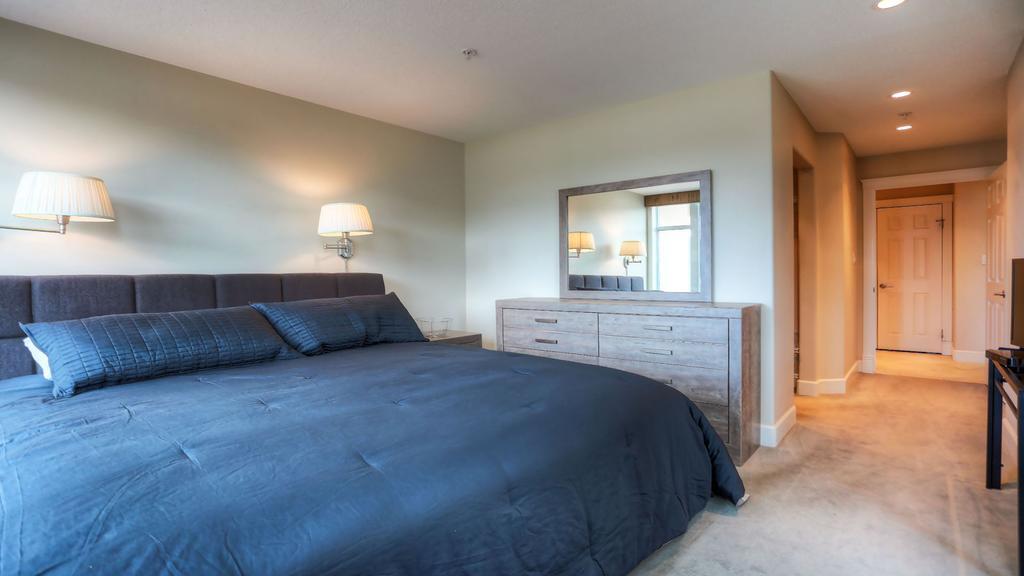 Sunset Waterfront Resort By Kelownacondorentals エクステリア 写真